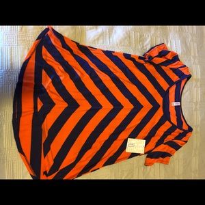 NWT Lularoe Classic Tee XL